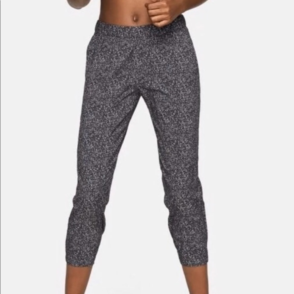 outdoor voices rec trek cropped pants